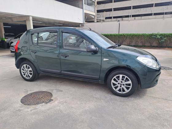 RENAULT SANDERO 1.6 EXPRESSION 8V FLEX 4P MANUAL RENAULT SANDERO 1.6 EXPRESSION 8V FLEX 4P MANUAL